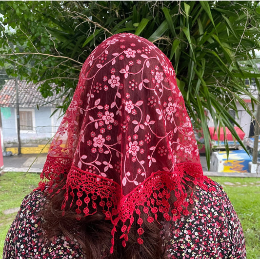 Velos Católicos Triangulares con Encaje Floral Rojo